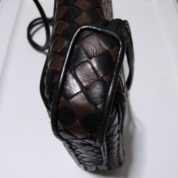 Vintage Ashneil crossbody. - Picture 8 of 8